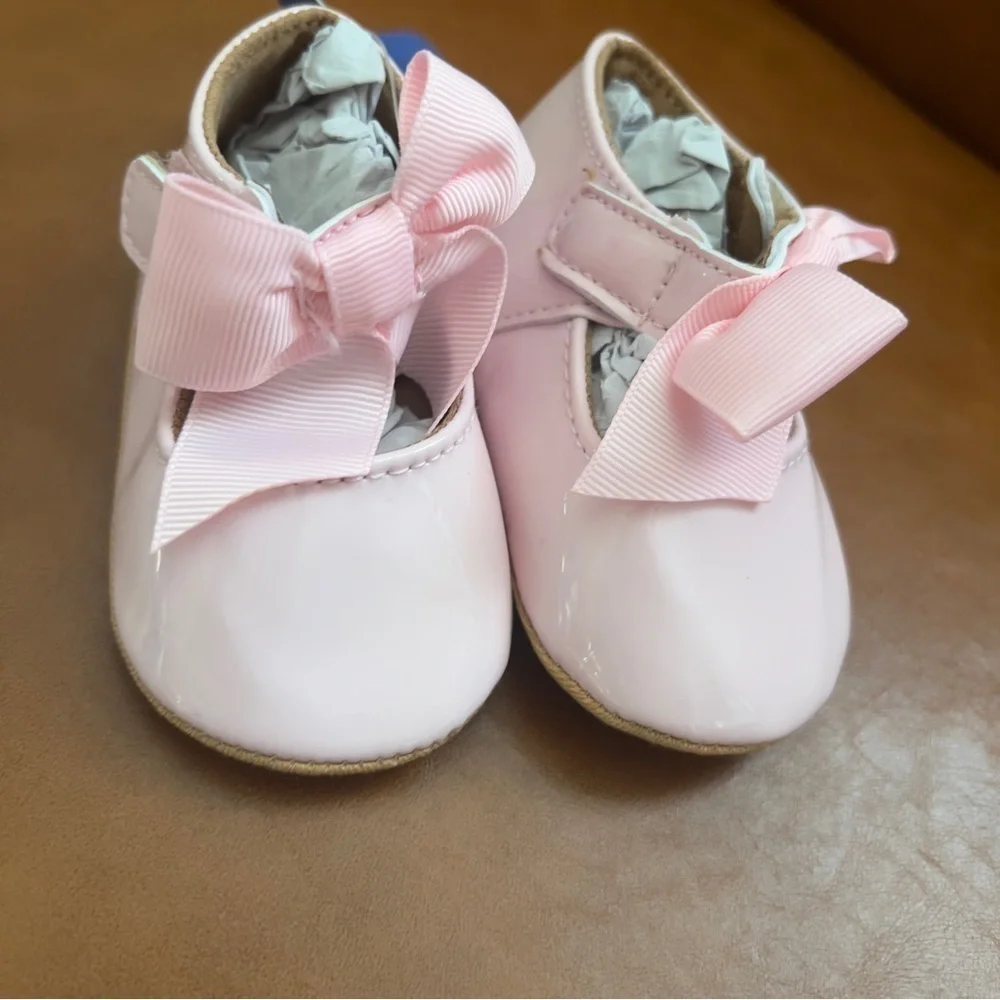 Baby Girl Infant Pink Shoes with Bow Accent Sz 19 9-12 months NWT